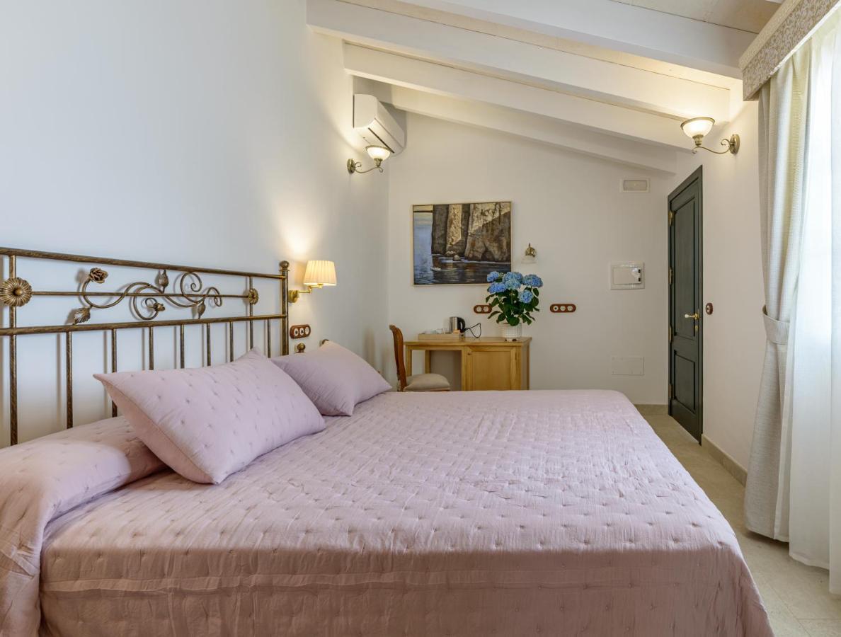 Seranova Luxury Hotel - Adults Only Ciutadella (Menorca) Exterior foto